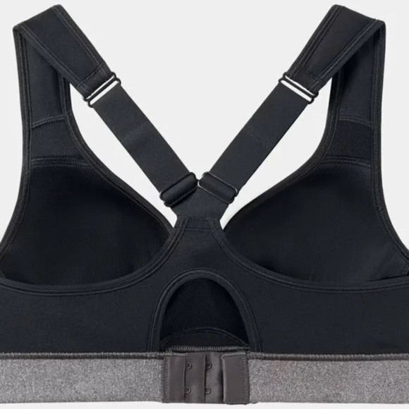 Under Armour Gray and Black Sports Bra - Picture 6 of 11
